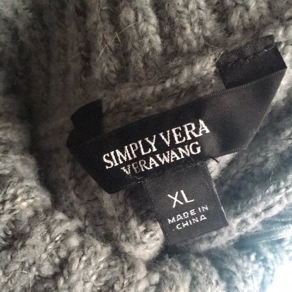 Simply Vera Wang (XL) seafoam Turtleneck with Bell sleeves - Picture 2 of 6